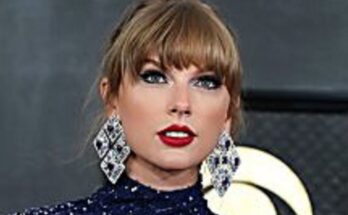 Taylor Swift, 34, Takes Off Makeup & Leaves Fans Speechless