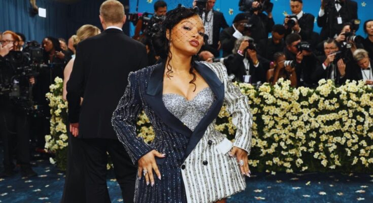 Halle Bailey Kissing Mystery Man Sparks Fan Frenzy