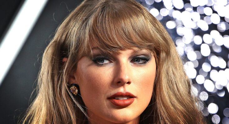 Taylor Swift’s Relationship Red Flags That Sparked Drama